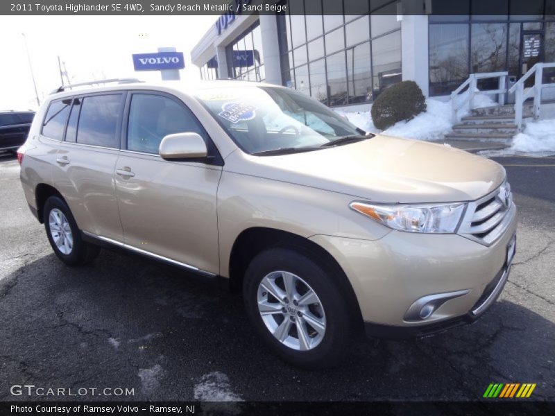 Sandy Beach Metallic / Sand Beige 2011 Toyota Highlander SE 4WD