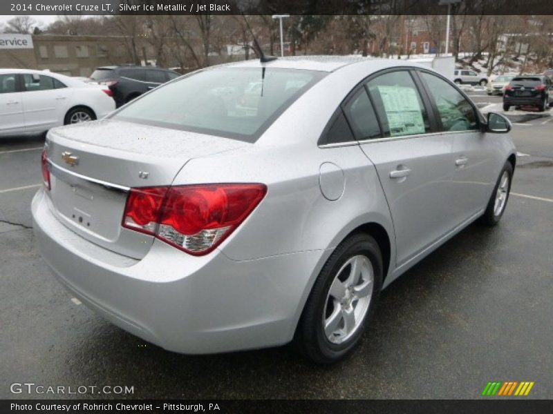 Silver Ice Metallic / Jet Black 2014 Chevrolet Cruze LT