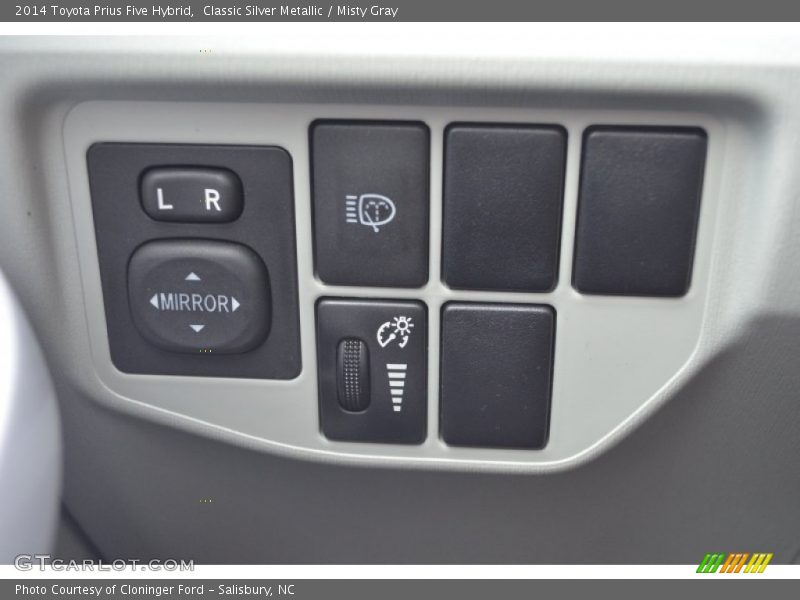 Classic Silver Metallic / Misty Gray 2014 Toyota Prius Five Hybrid
