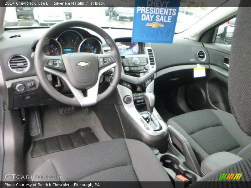 Silver Ice Metallic / Jet Black 2014 Chevrolet Cruze LT