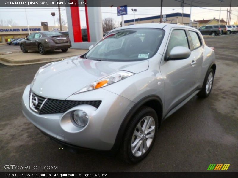 Brilliant Silver / Black 2014 Nissan Juke S AWD