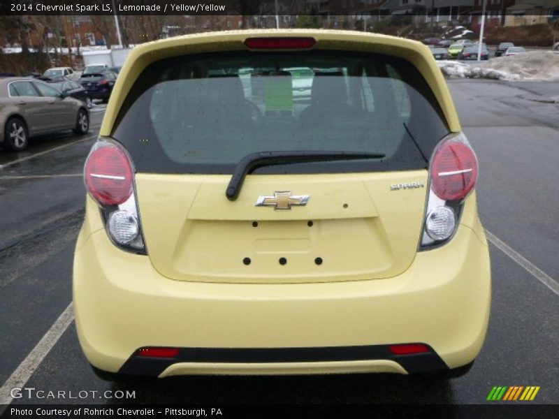 Lemonade / Yellow/Yellow 2014 Chevrolet Spark LS