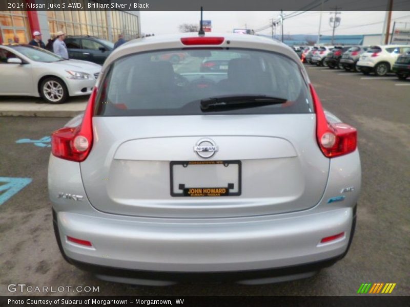 Brilliant Silver / Black 2014 Nissan Juke S AWD