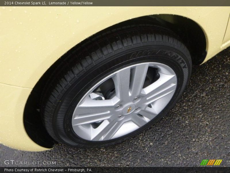 Lemonade / Yellow/Yellow 2014 Chevrolet Spark LS