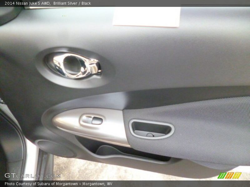 Brilliant Silver / Black 2014 Nissan Juke S AWD