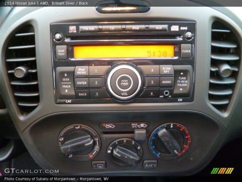 Controls of 2014 Juke S AWD