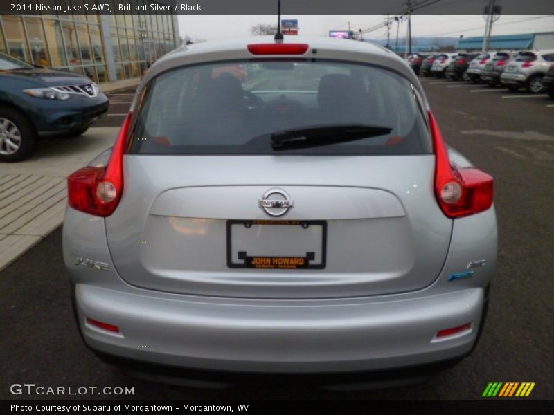 Brilliant Silver / Black 2014 Nissan Juke S AWD