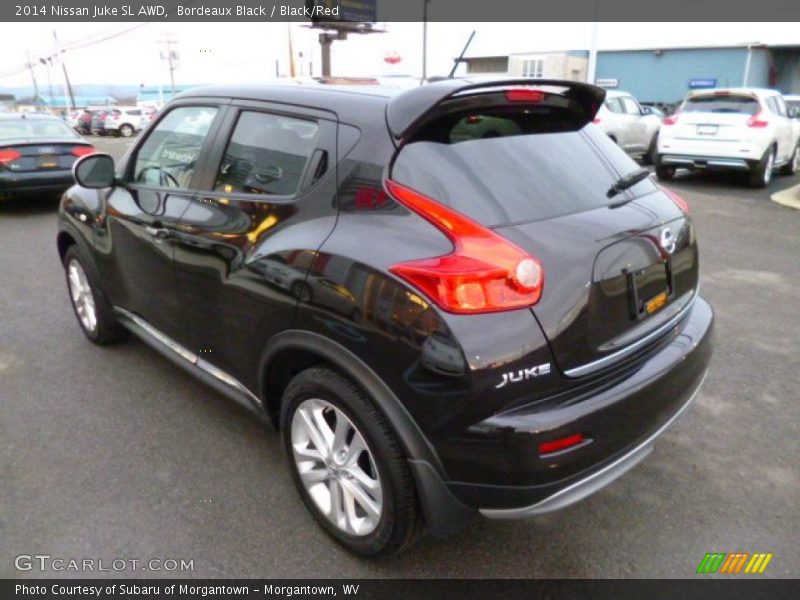 Bordeaux Black / Black/Red 2014 Nissan Juke SL AWD