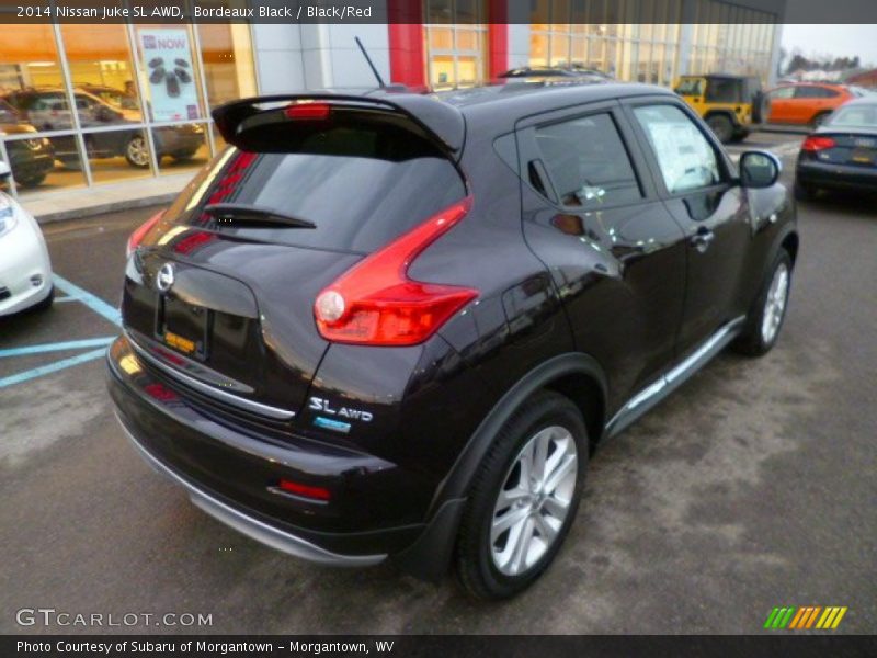 Bordeaux Black / Black/Red 2014 Nissan Juke SL AWD