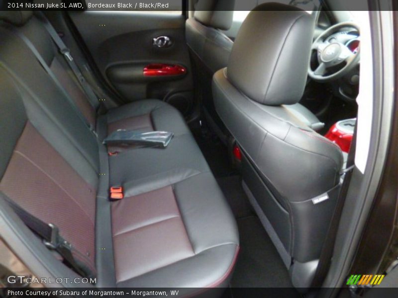 Rear Seat of 2014 Juke SL AWD