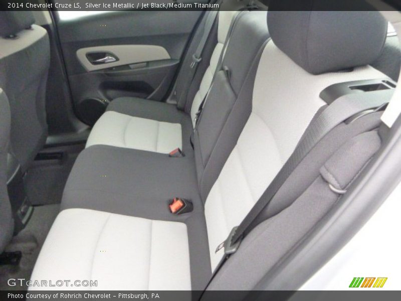 Silver Ice Metallic / Jet Black/Medium Titanium 2014 Chevrolet Cruze LS