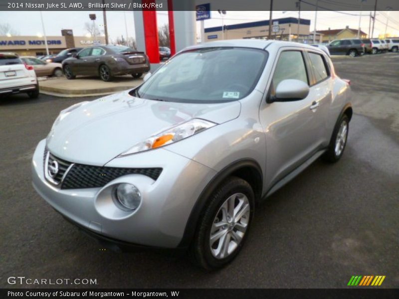 Front 3/4 View of 2014 Juke SL AWD