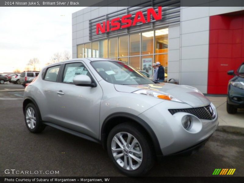 Brilliant Silver / Black 2014 Nissan Juke S