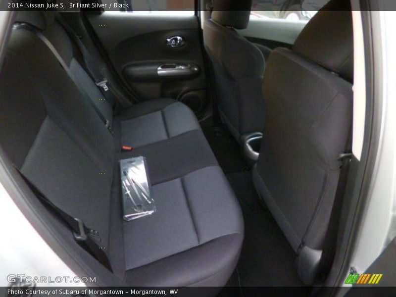 Brilliant Silver / Black 2014 Nissan Juke S