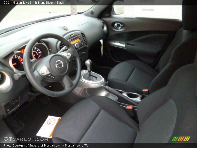 Black Interior - 2014 Juke S 