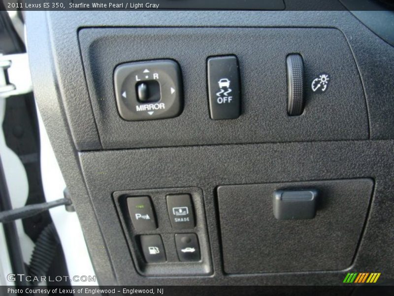 Starfire White Pearl / Light Gray 2011 Lexus ES 350