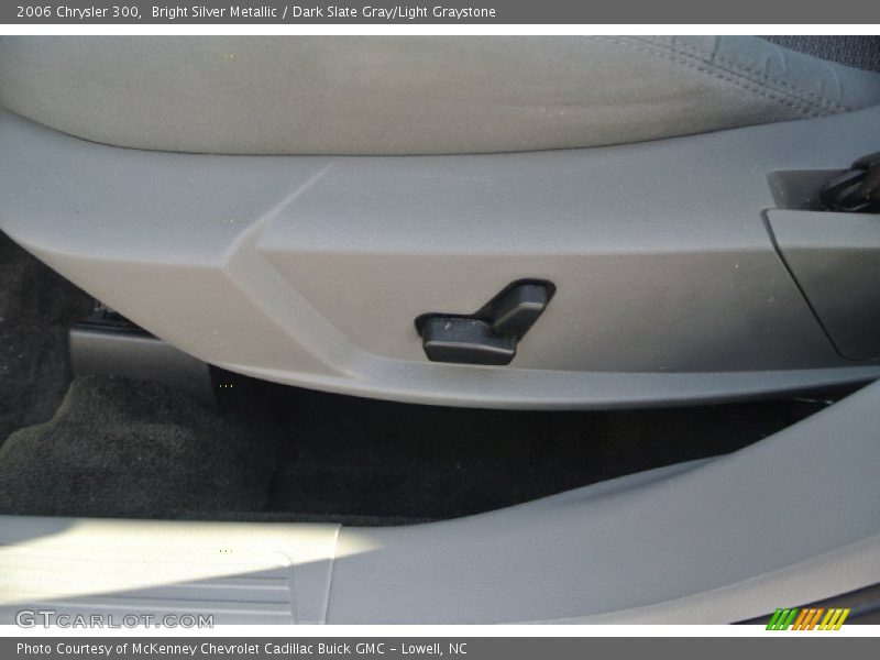 Bright Silver Metallic / Dark Slate Gray/Light Graystone 2006 Chrysler 300