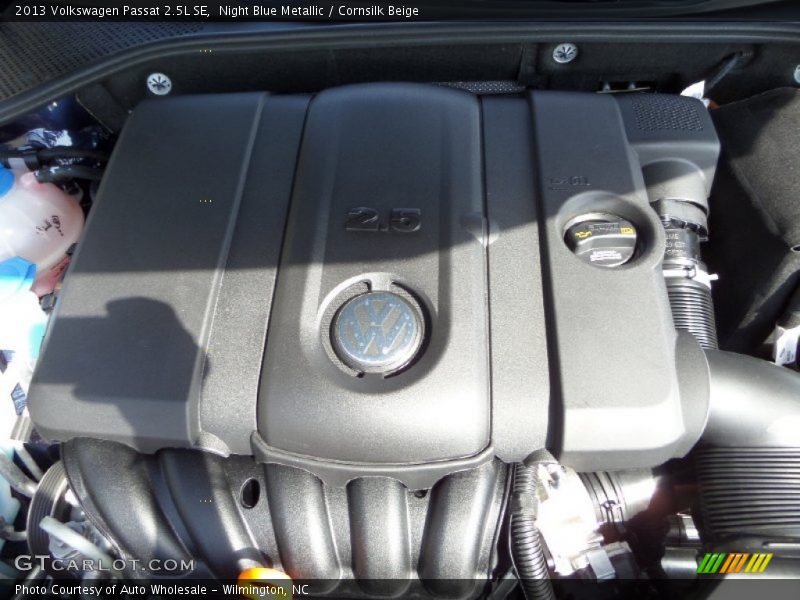 Night Blue Metallic / Cornsilk Beige 2013 Volkswagen Passat 2.5L SE