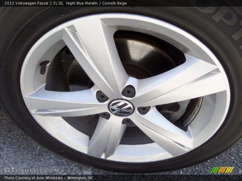 Night Blue Metallic / Cornsilk Beige 2013 Volkswagen Passat 2.5L SE