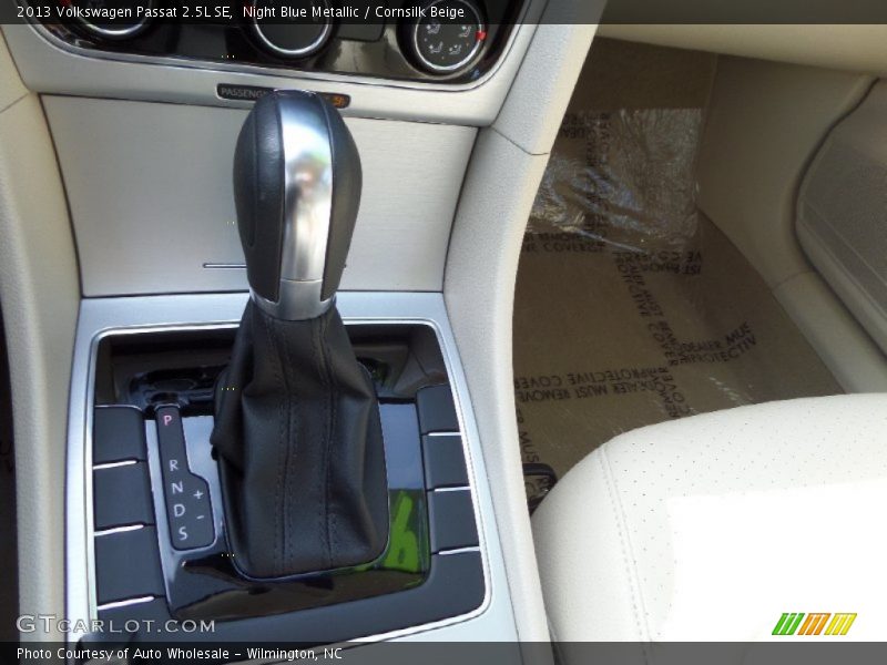 Night Blue Metallic / Cornsilk Beige 2013 Volkswagen Passat 2.5L SE