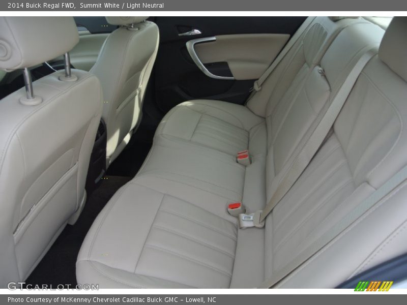 Summit White / Light Neutral 2014 Buick Regal FWD