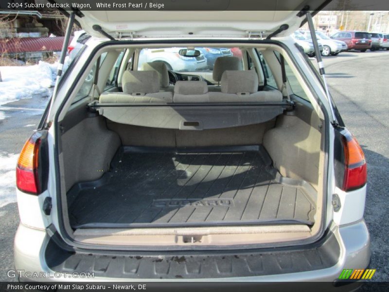 White Frost Pearl / Beige 2004 Subaru Outback Wagon