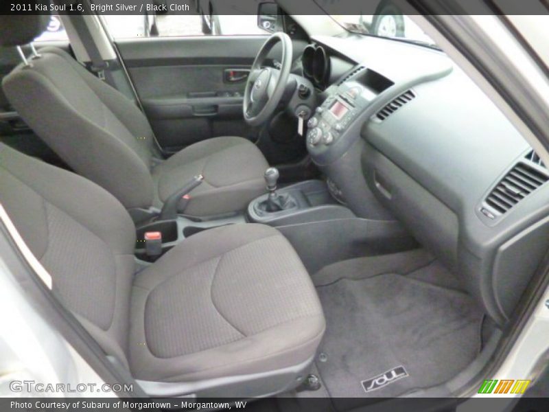 Bright Silver / Black Cloth 2011 Kia Soul 1.6