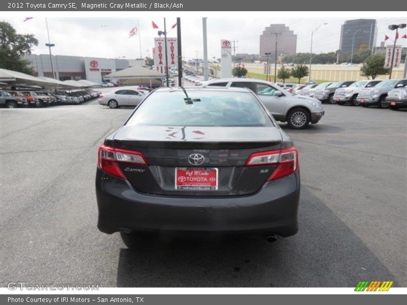 Magnetic Gray Metallic / Black/Ash 2012 Toyota Camry SE
