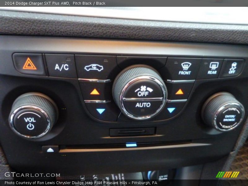 Pitch Black / Black 2014 Dodge Charger SXT Plus AWD