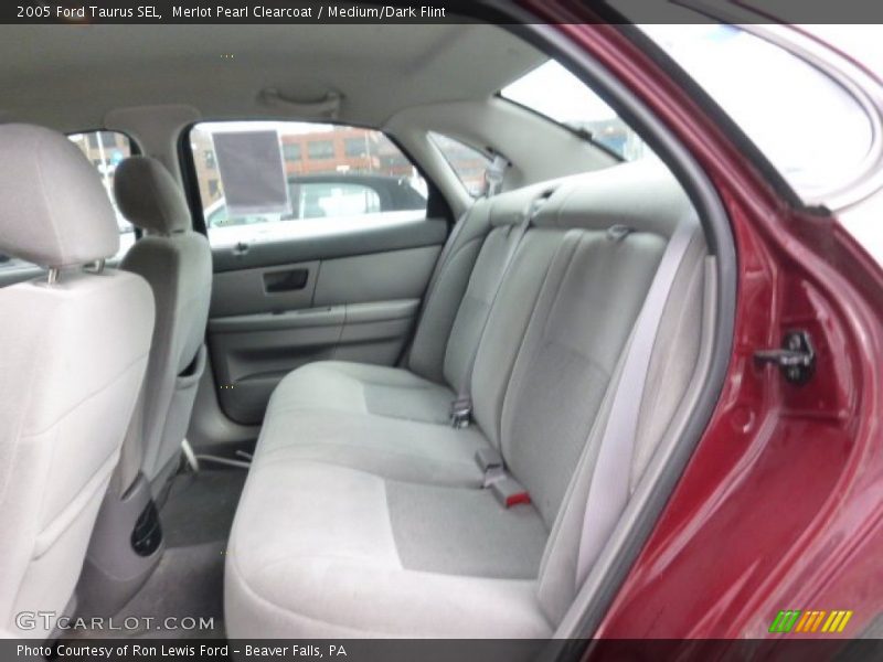 Merlot Pearl Clearcoat / Medium/Dark Flint 2005 Ford Taurus SEL