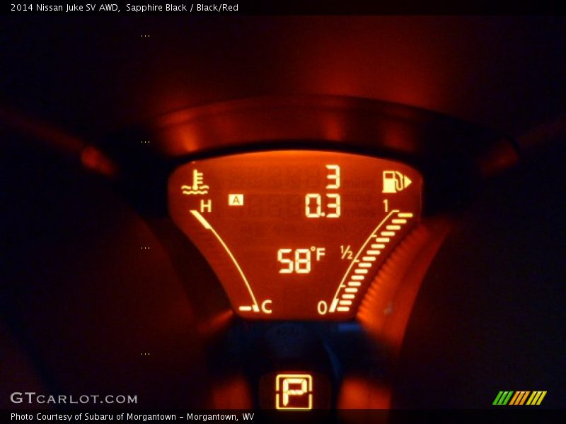 Sapphire Black / Black/Red 2014 Nissan Juke SV AWD