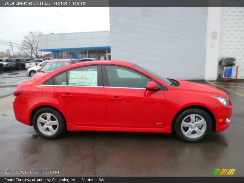 Red Hot / Jet Black 2014 Chevrolet Cruze LT