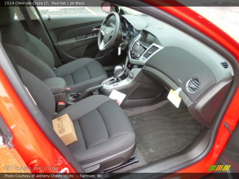 Red Hot / Jet Black 2014 Chevrolet Cruze LT