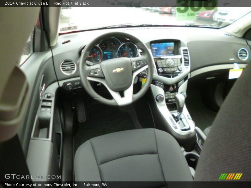 Red Hot / Jet Black 2014 Chevrolet Cruze LT