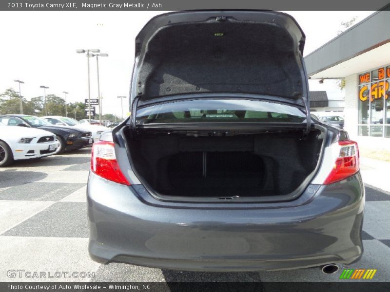 Magnetic Gray Metallic / Ash 2013 Toyota Camry XLE