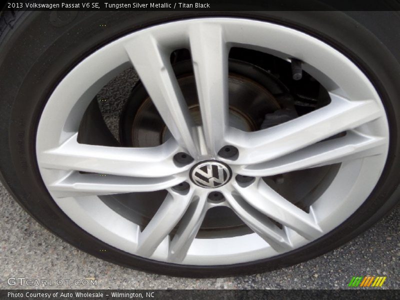  2013 Passat V6 SE Wheel