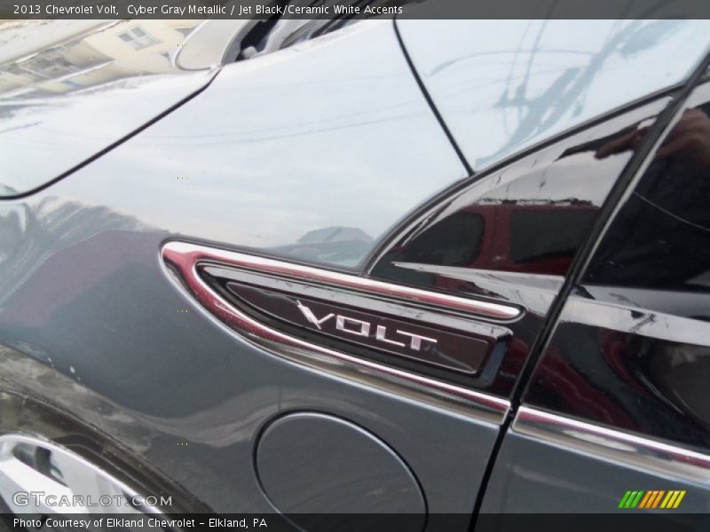 Cyber Gray Metallic / Jet Black/Ceramic White Accents 2013 Chevrolet Volt