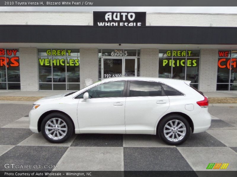 Blizzard White Pearl / Gray 2010 Toyota Venza I4