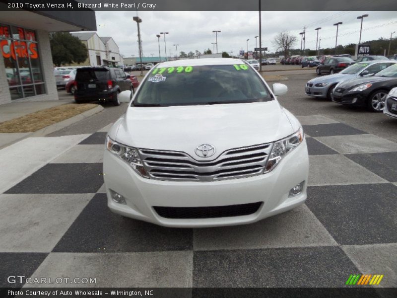Blizzard White Pearl / Gray 2010 Toyota Venza I4