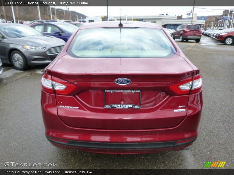 Ruby Red / Dune 2014 Ford Fusion SE EcoBoost