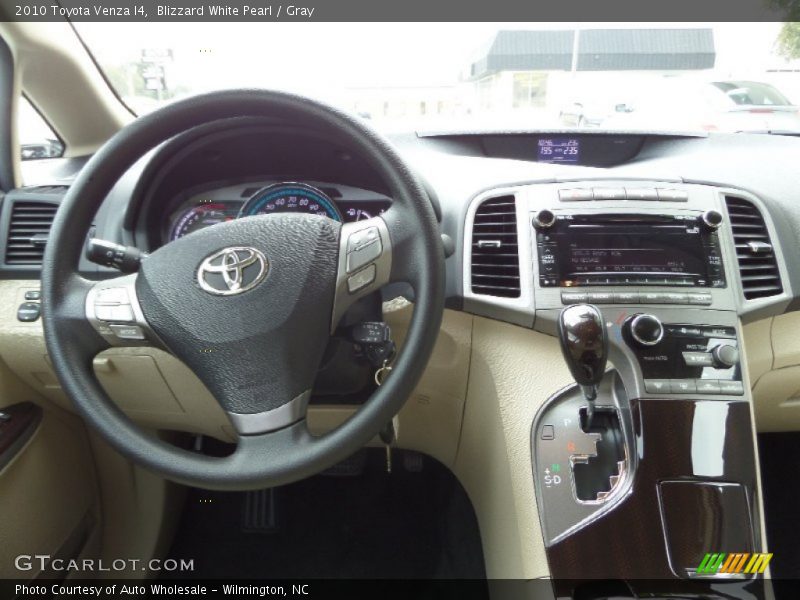 Blizzard White Pearl / Gray 2010 Toyota Venza I4