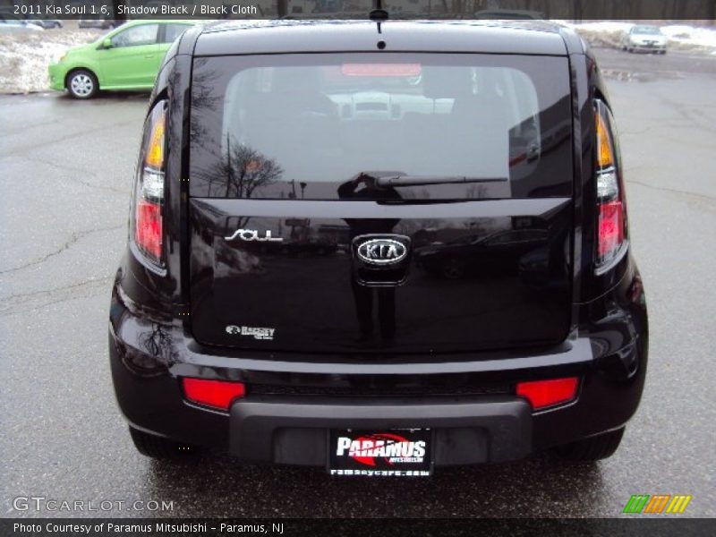 Shadow Black / Black Cloth 2011 Kia Soul 1.6