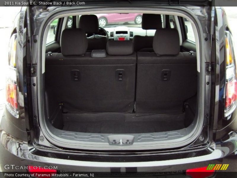 Shadow Black / Black Cloth 2011 Kia Soul 1.6