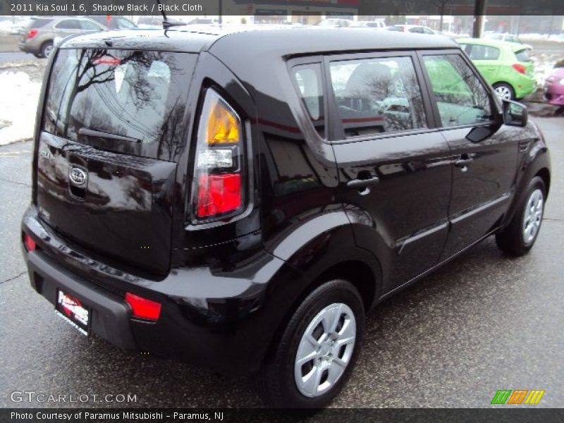 Shadow Black / Black Cloth 2011 Kia Soul 1.6