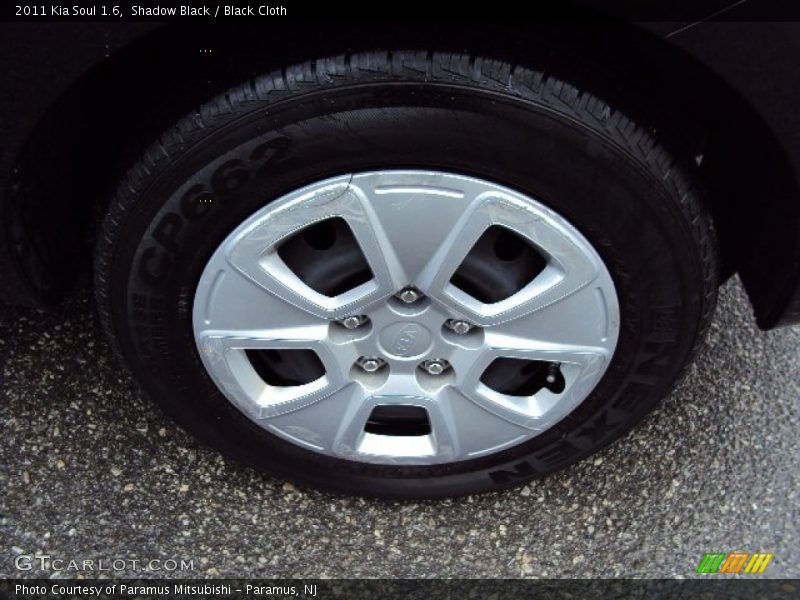 Shadow Black / Black Cloth 2011 Kia Soul 1.6