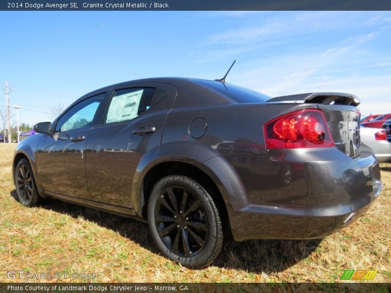 Granite Crystal Metallic / Black 2014 Dodge Avenger SE