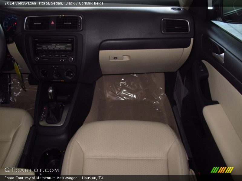 Black / Cornsilk Beige 2014 Volkswagen Jetta SE Sedan
