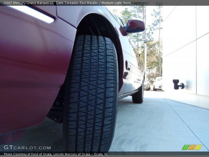 Dark Toreador Red Metallic / Medium Light Stone 2007 Mercury Grand Marquis LS