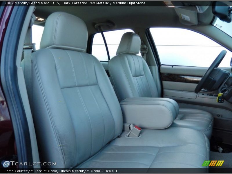 Front Seat of 2007 Grand Marquis LS