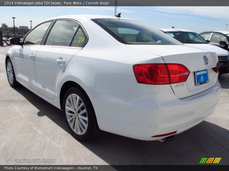 Pure White / Cornsilk Beige 2014 Volkswagen Jetta TDI Sedan